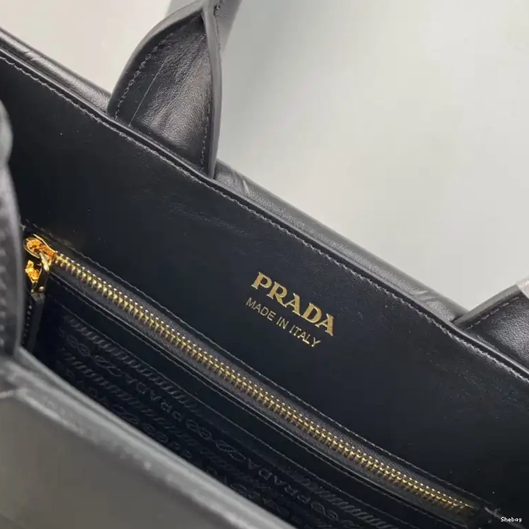 2410YA0104 Prada Bags 0712